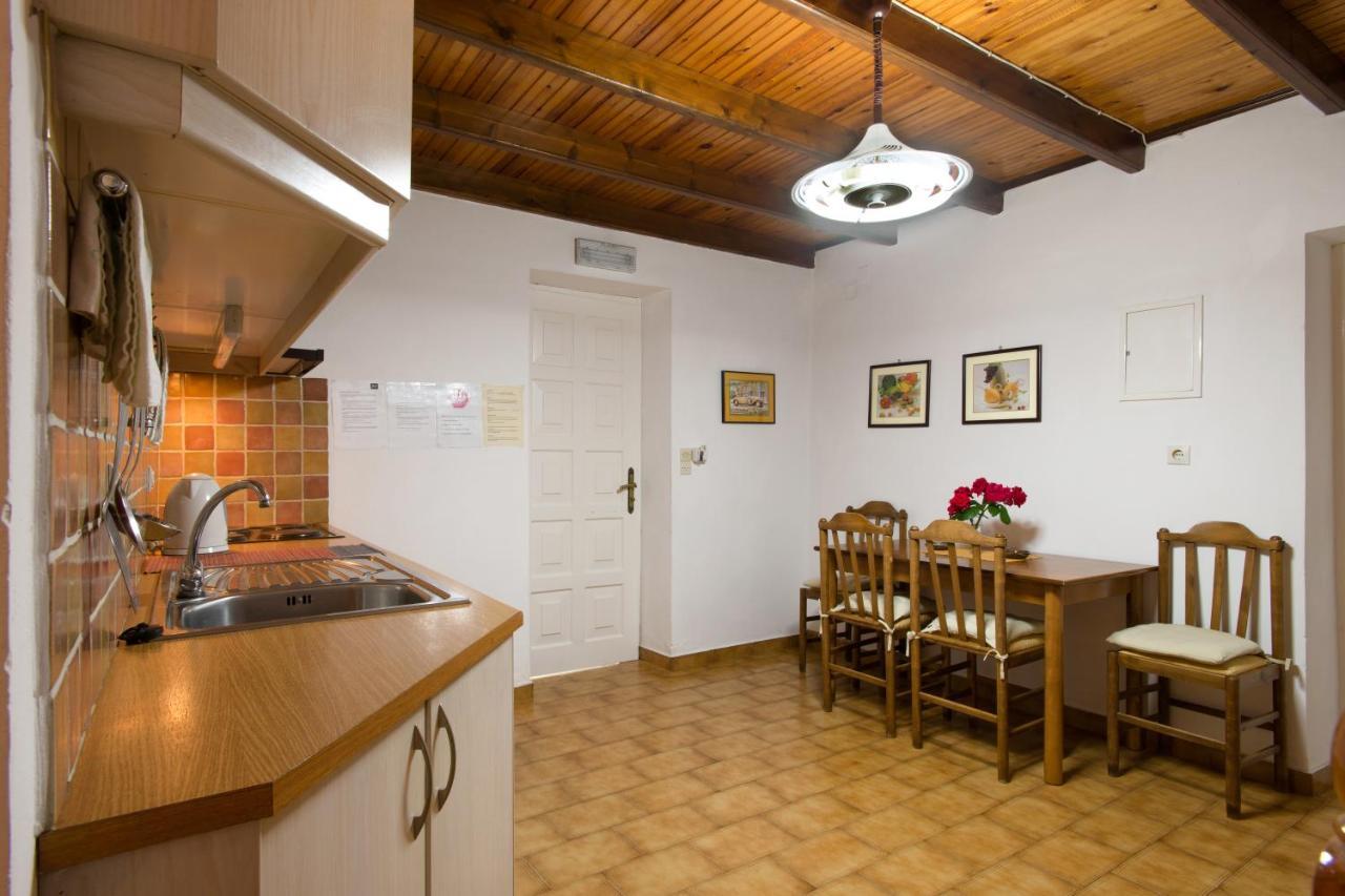 Villa Bacchus Kassiopi Corfu Buitenkant foto