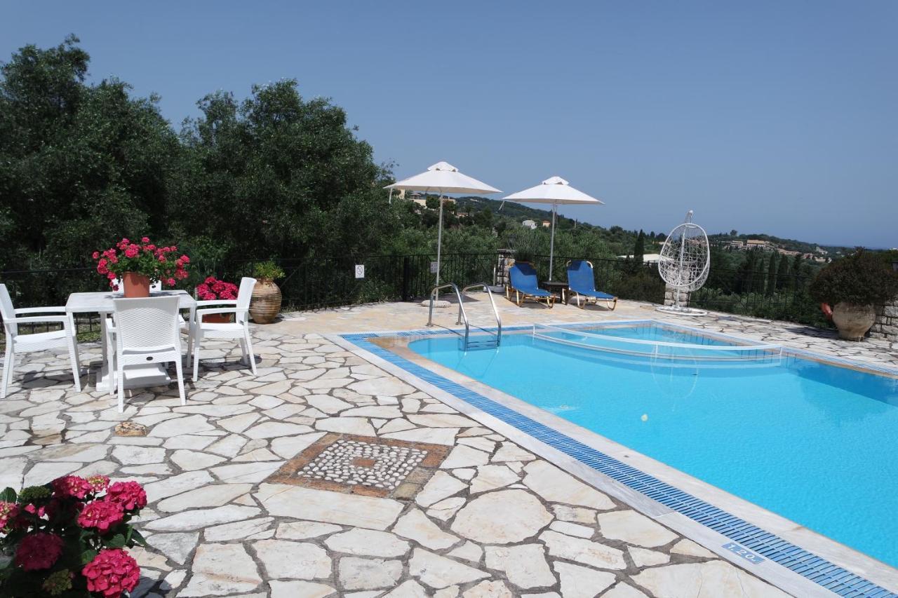 Villa Bacchus Kassiopi Corfu Buitenkant foto