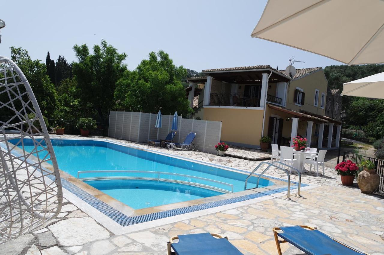 Villa Bacchus Kassiopi Corfu Buitenkant foto