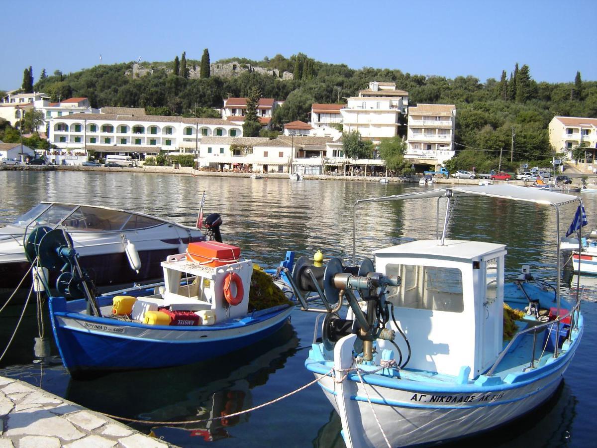 Villa Bacchus Kassiopi Corfu Buitenkant foto